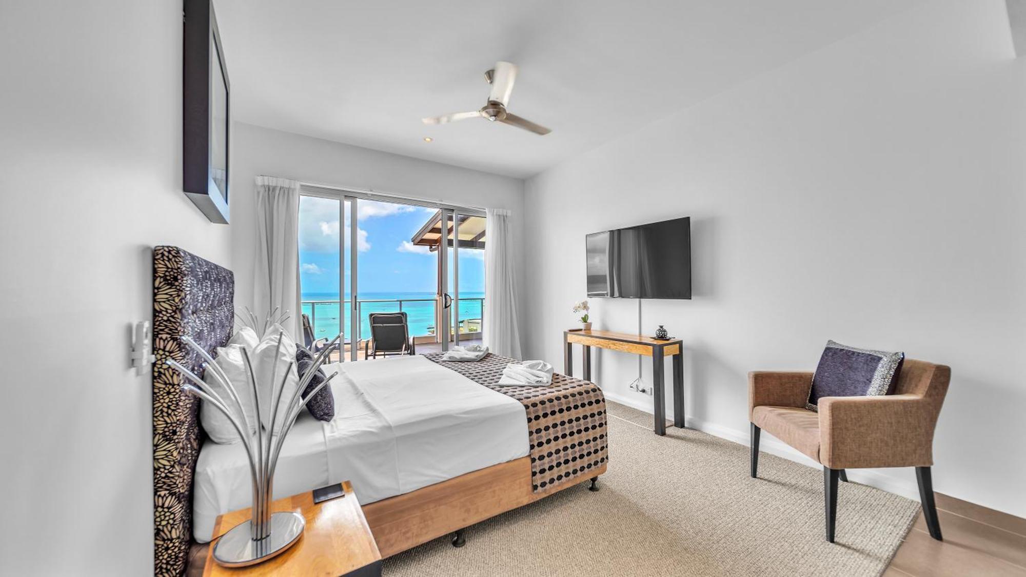 Whitsunday Reflections Aparthotel Airlie Beach Exterior photo